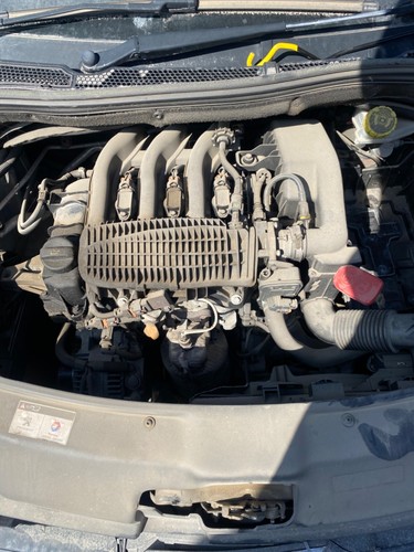 Peugeot 208 petrol - 208, 1.2